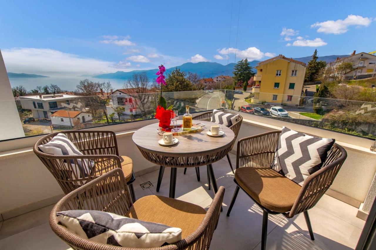 Apartment Top View With Balcony And Private Parking Rijeka Extérieur photo